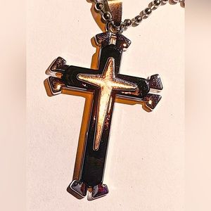 Black and Silver Metal Necklace